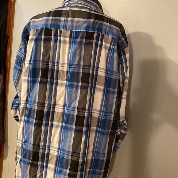 Mens button down - Picture 2 of 3